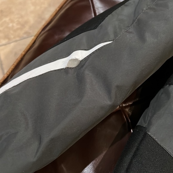 London Fog boy’s jacket. - Picture 4 of 13